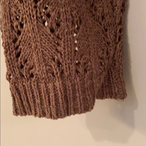 Spring Sumner Sweater - Picture 3 of 5
